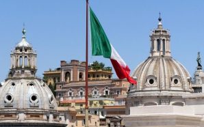 Італія закликала своїх громадян покинути РФ