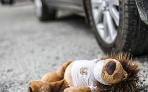 ДТП на Буковині: автомобіль наїхав на 3-річного хлопчика