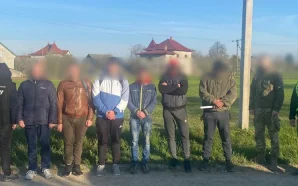 Трьох громадянин України, які організували переправлення військовозобов’язаних чоловіків, затримали в Чернівецькій області